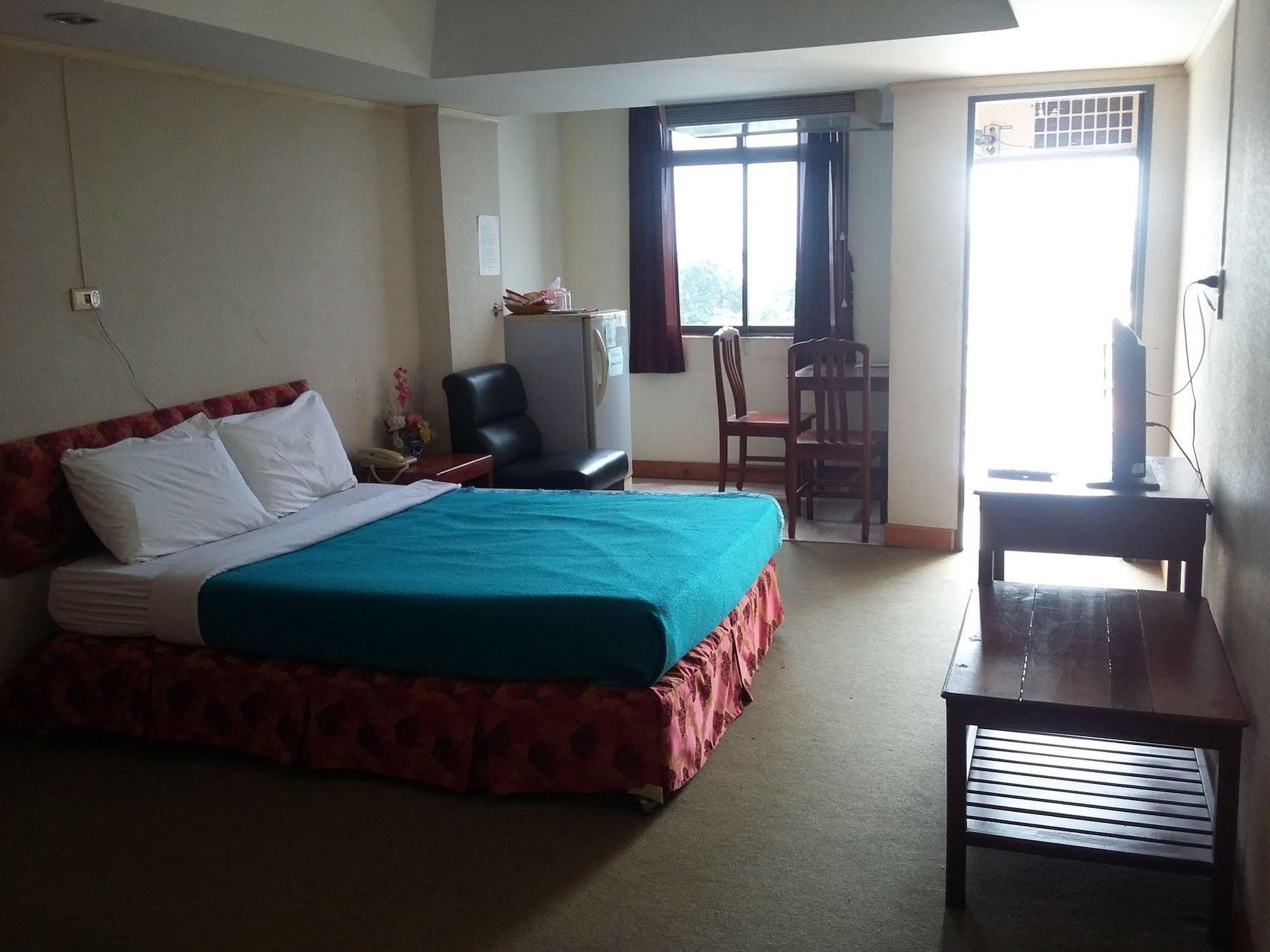 Hotel Donmuang Mansion